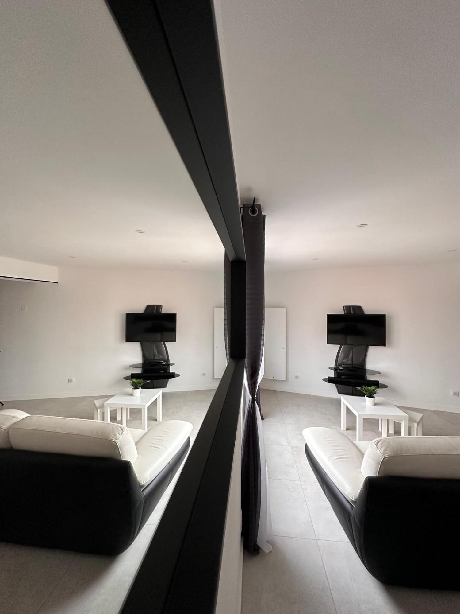 Envies D'ailleurs Centre Apartment